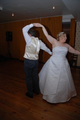 firstdance03.jpg