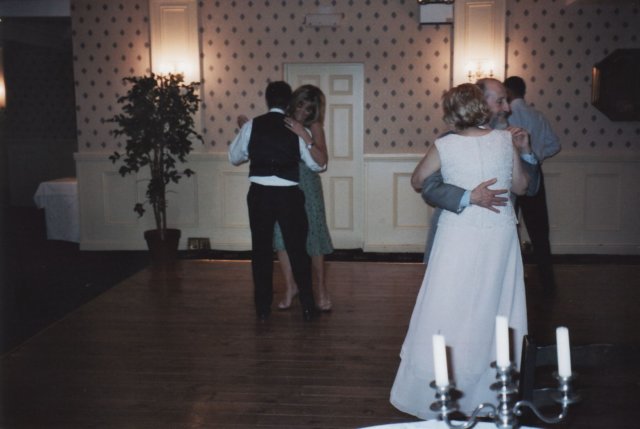 dancing08.jpg